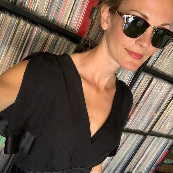 BCBGMaxAzria Black Silk Dress Size 0 - Picture 3 of 8